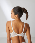 Soutien-gorge emboitant en dentelle avec armatures Simone Pérèle Karma naturel 12V310-030