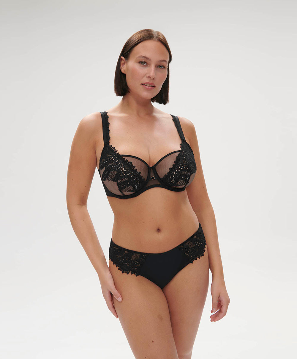 Soutien-gorge emboitant en dentelle pour poitrine généreuse Simone Pérèle Mystic noir 1D3322-015