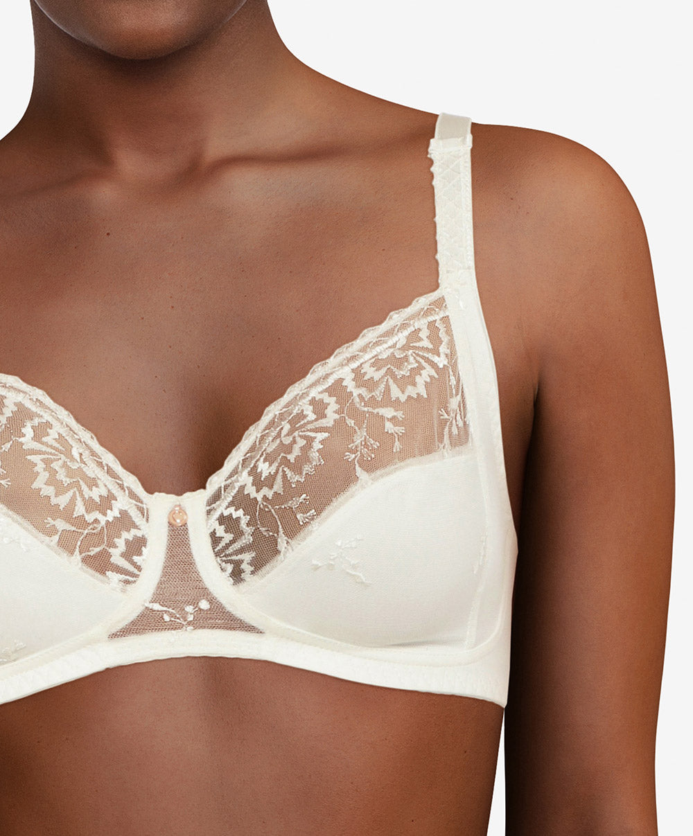 Soutien-gorge sans armatures Chantelle Every curve milk C16B20-0LW