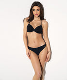 Tanga Antigel de Lise Charmel Culte Beauté noir ECH1066-NO