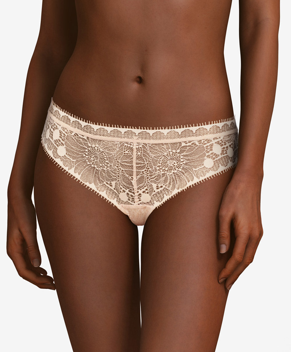Tanga Chantelle Day to Night beige doré C15F90-01N