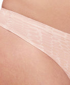 String Chantelle Softstretch imprimé sepent clair C11D90-A20 3