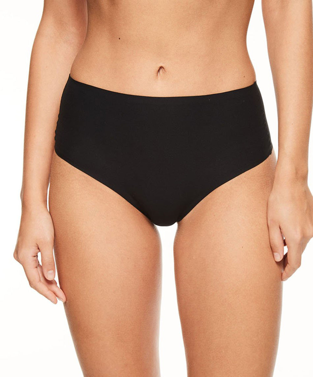 String taille haute Chantelle Softstretch noir C10690-011 4