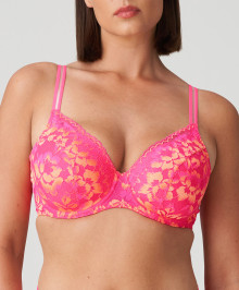 Full Coverage, Underwire : Plus size padded bra full coverage underwired heartshape neckline