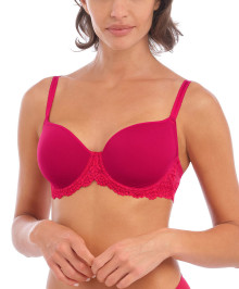 Invisible Bras : Contour bra moulded smooth cups