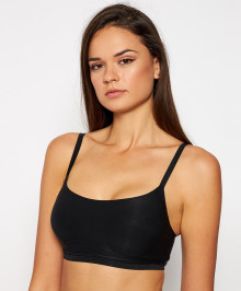 Wire-free, Soft Cups : Padded bralette ajustable thin straps